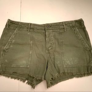 American Eagle Olive Frayed Hem Chino 10
